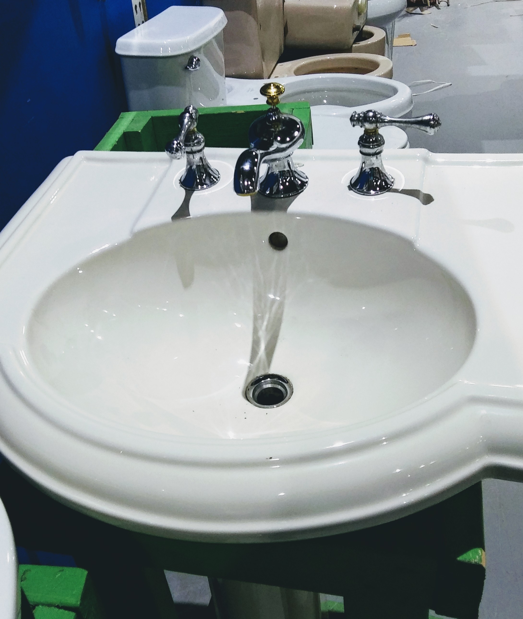 Used Sink and Faucet in Excellent Condition