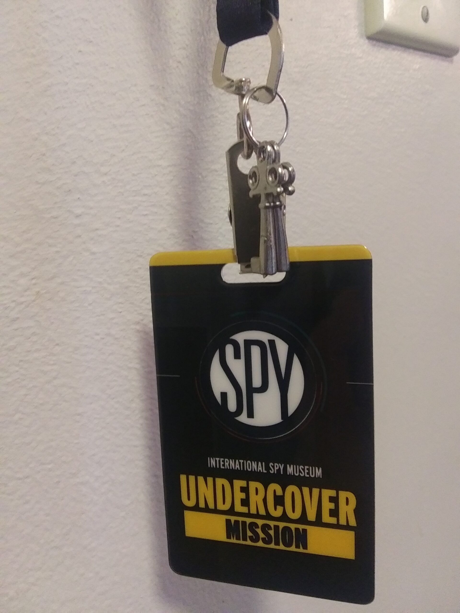 Spy Museum Tag with Handcuff Keys