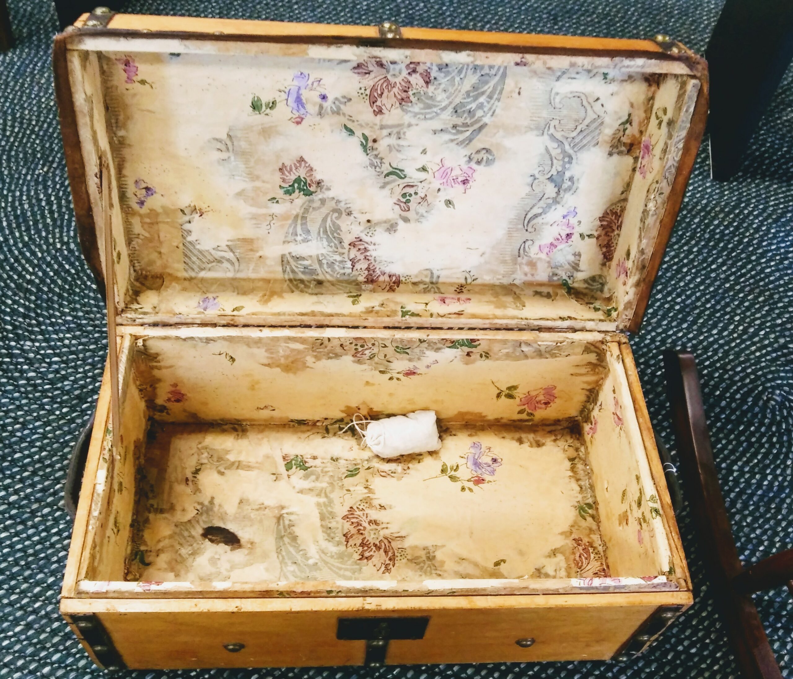 Vintage Lined Storage Chest
