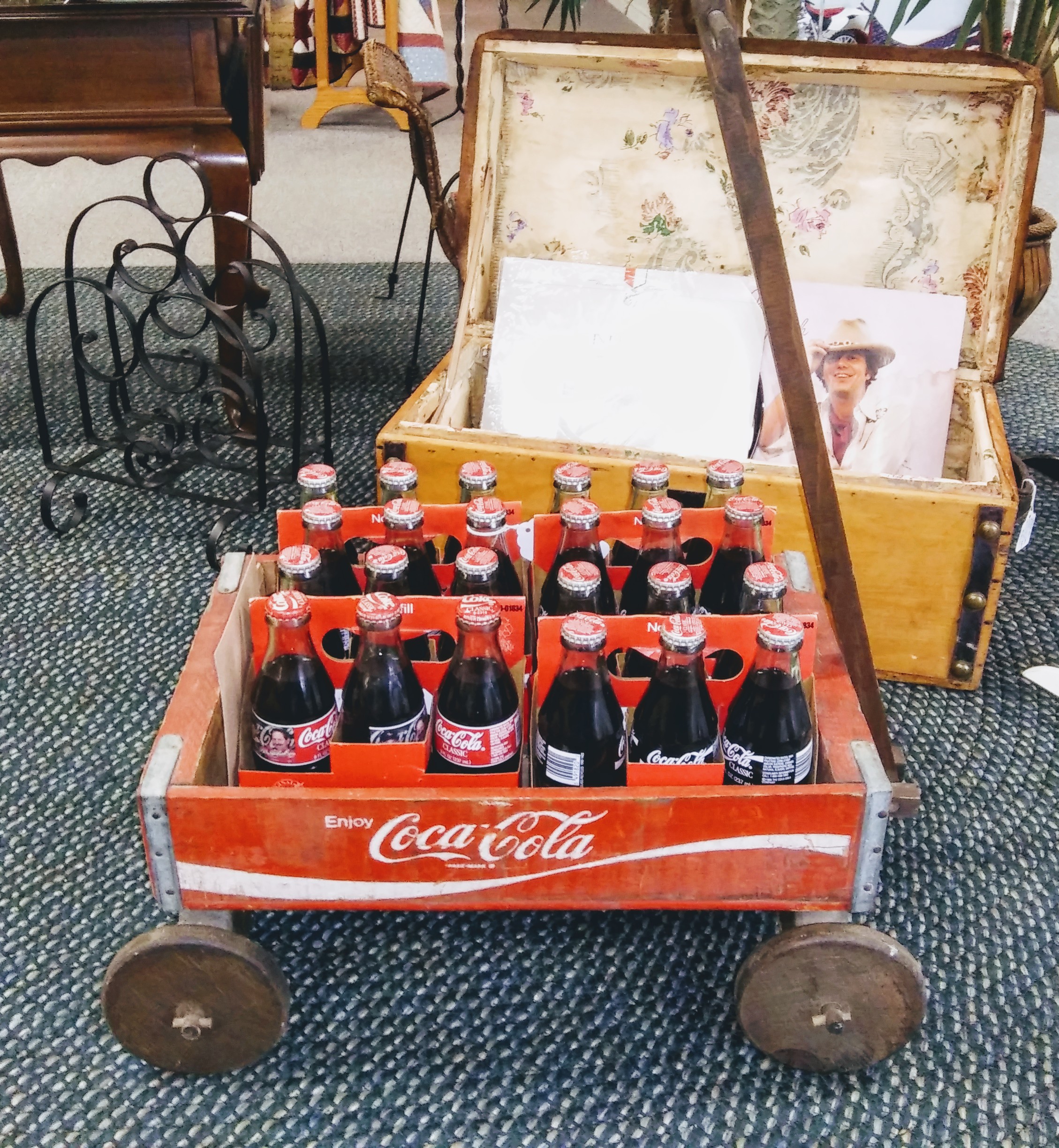 Vintage Coca Cola Wagon, Front View