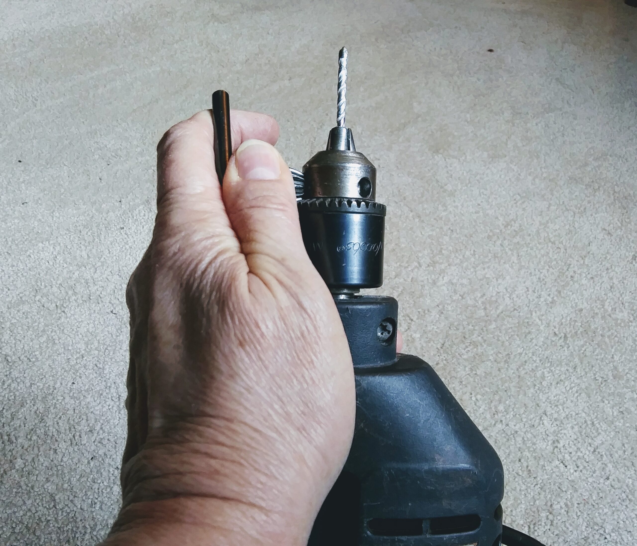 Changing the Drill Bit