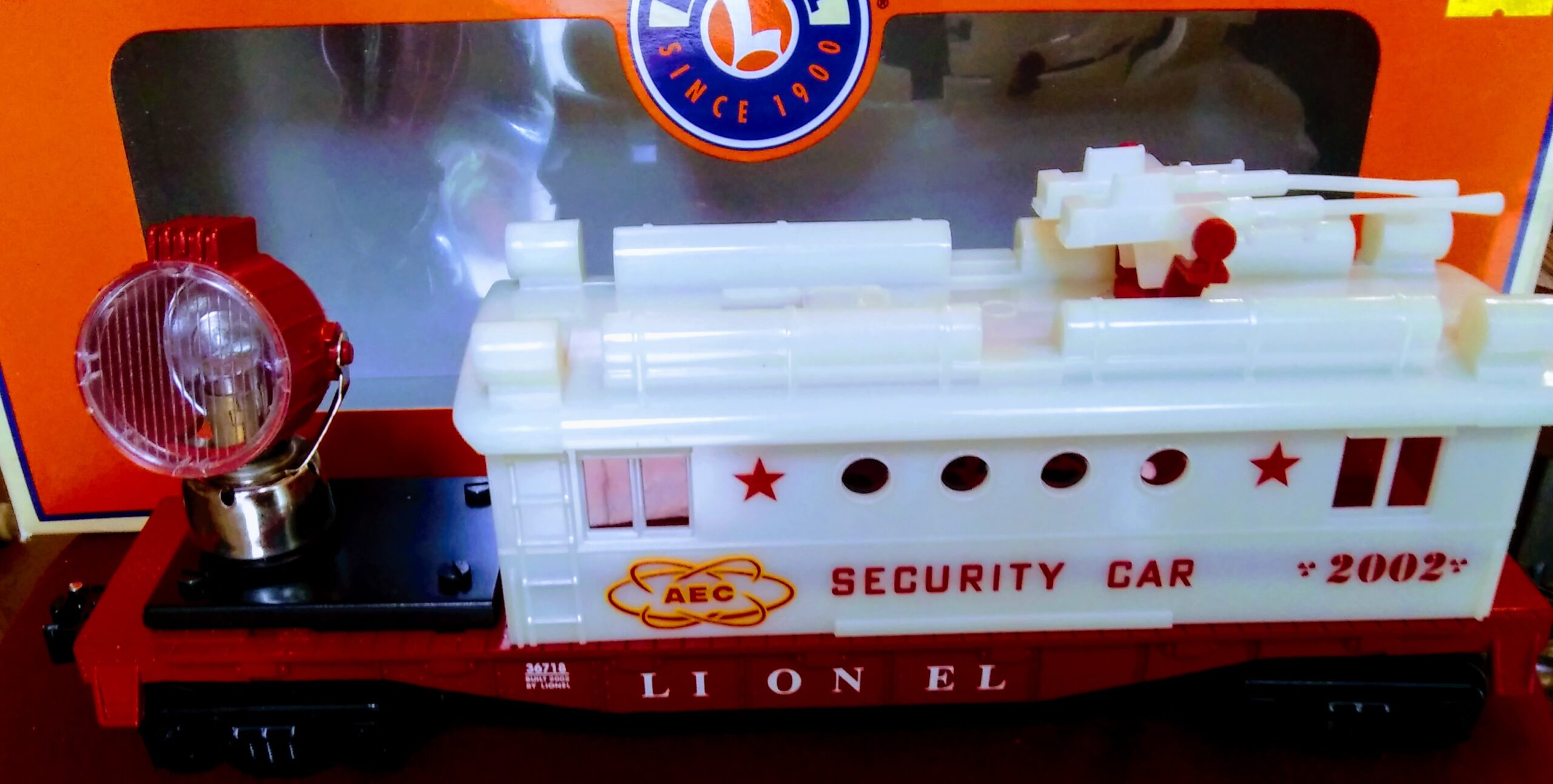 Lionel AEC Security Caboose with Light