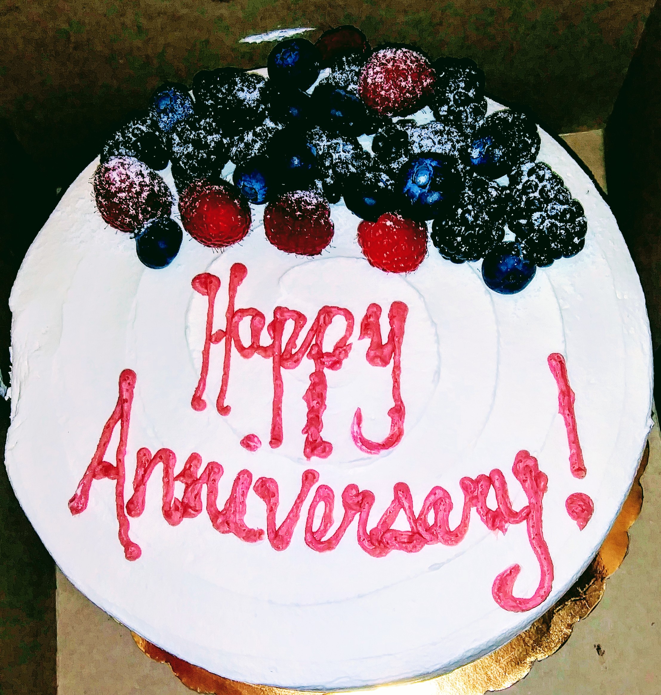 Aniversary Cake