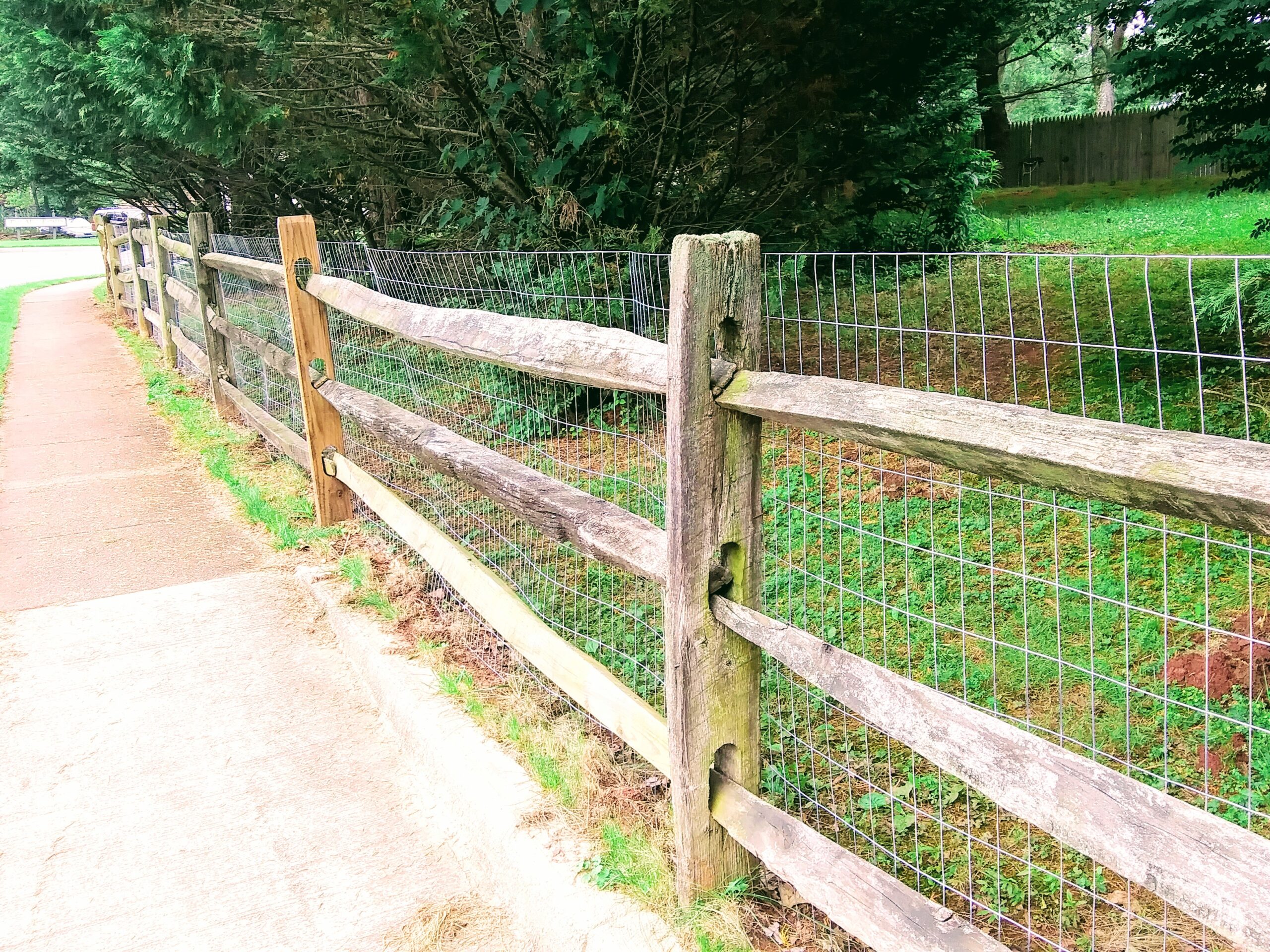 New Fence Post-Completed Job