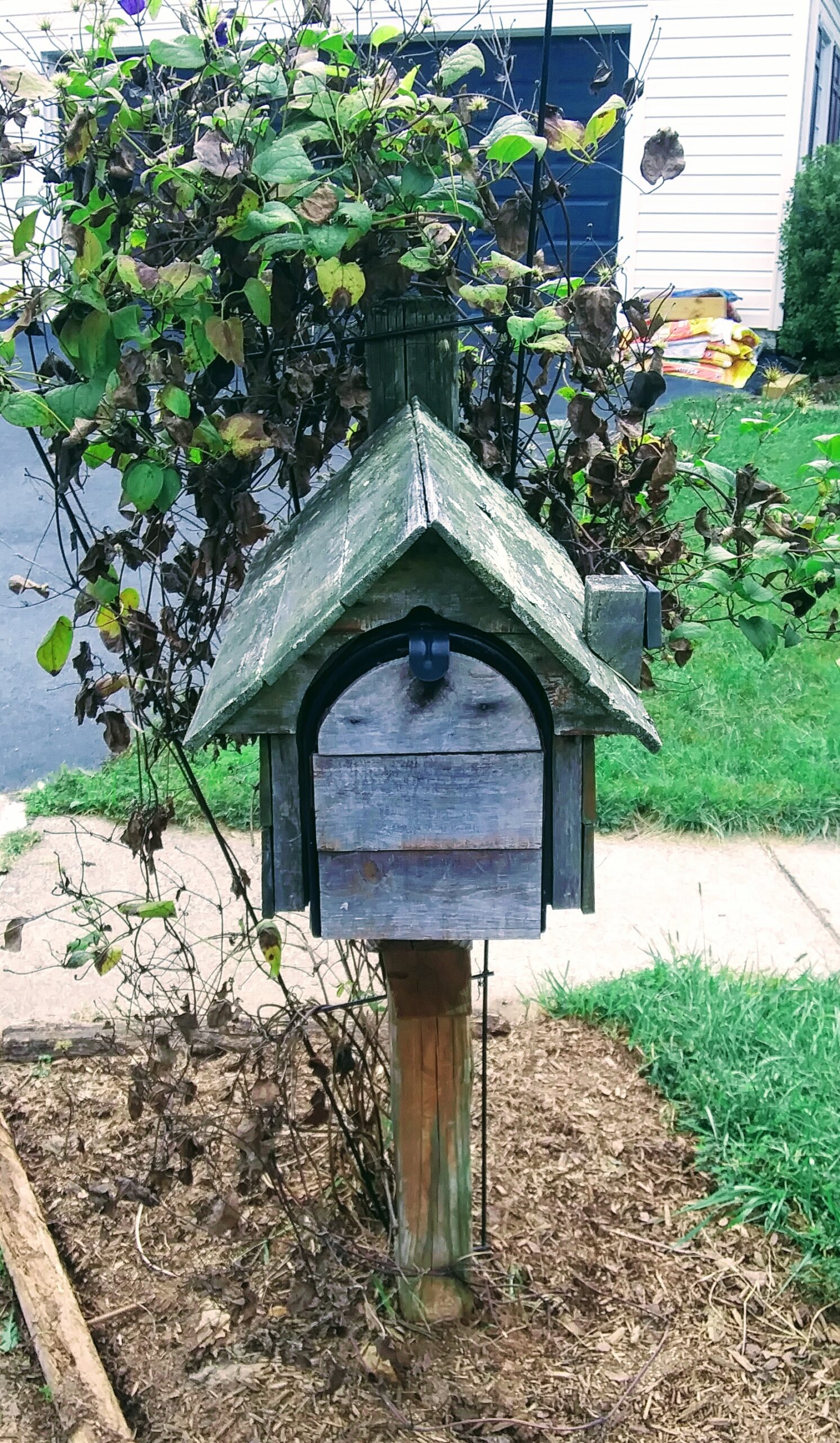 Mailbox House