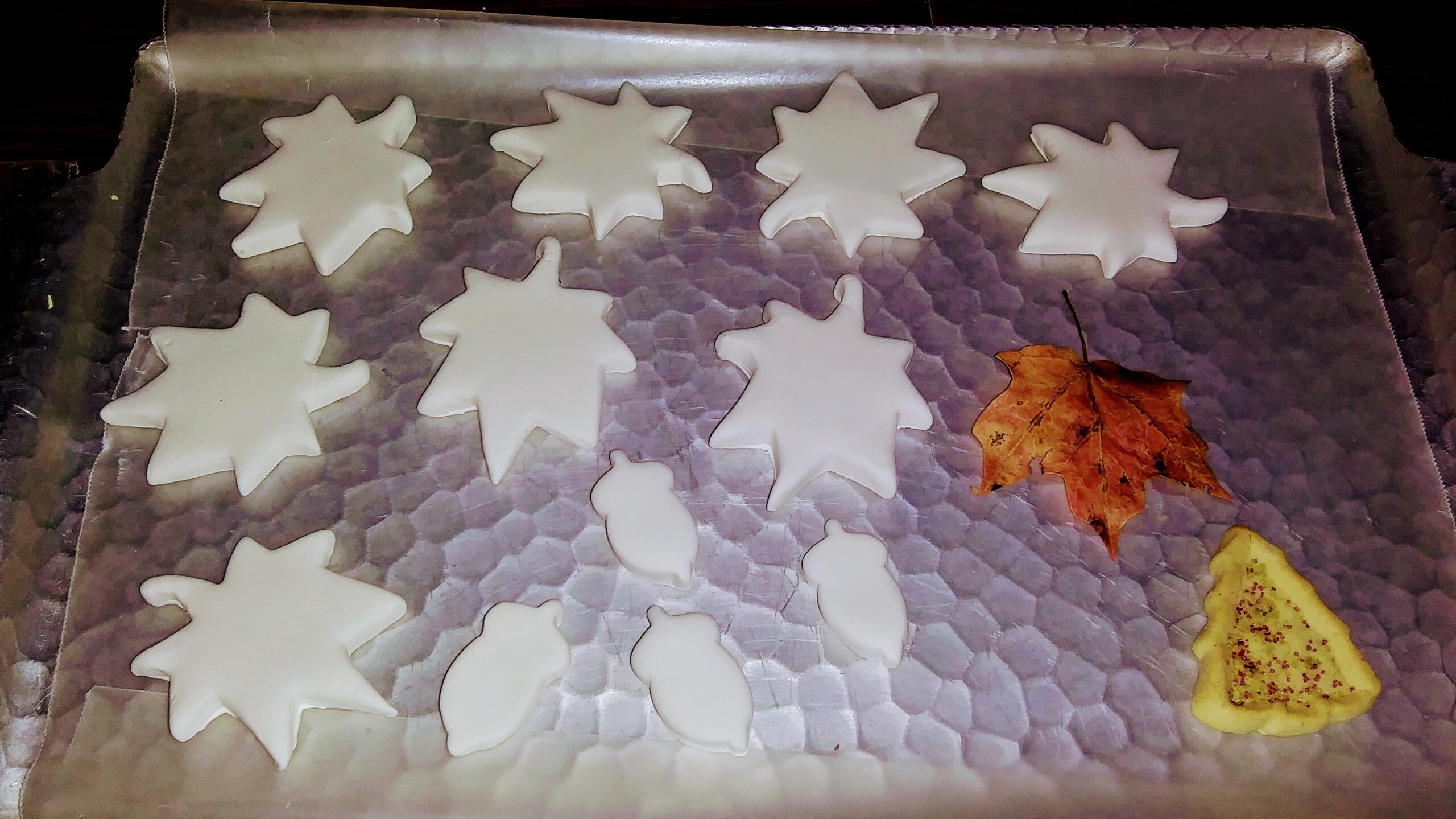 Faux Leaf Cookies with a Real Cookie and Maple Leaf