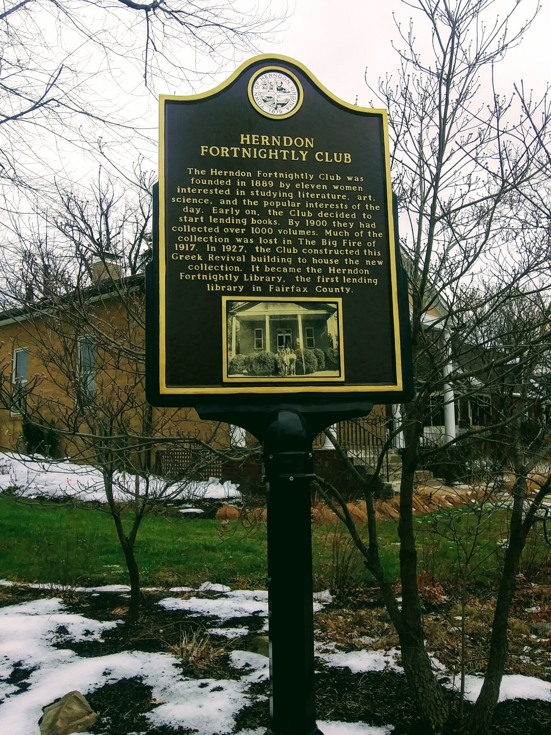 Herndon Fortnightly Club Historic Plaque