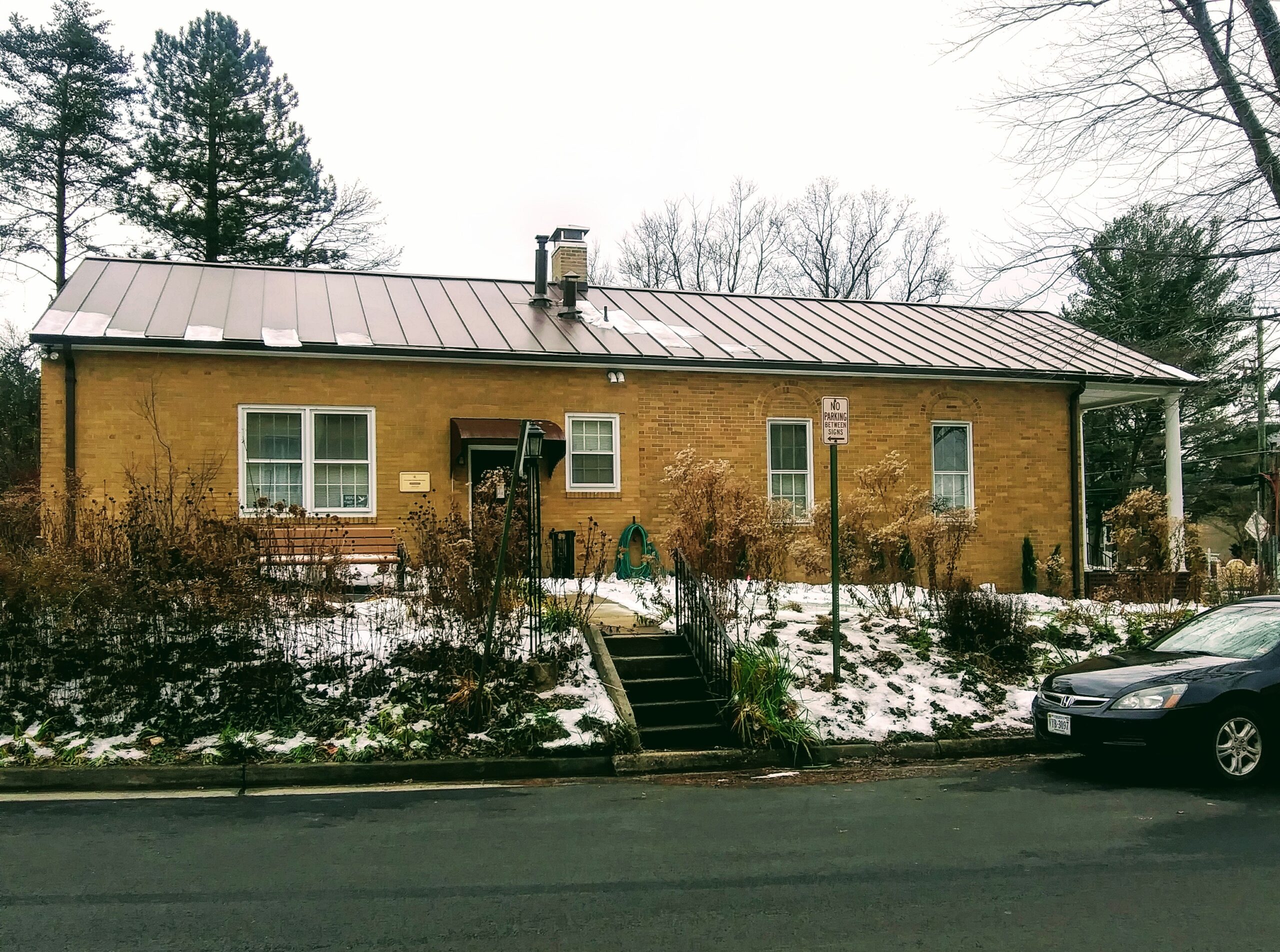 Side View of the Old Herndon Fortnightly Library