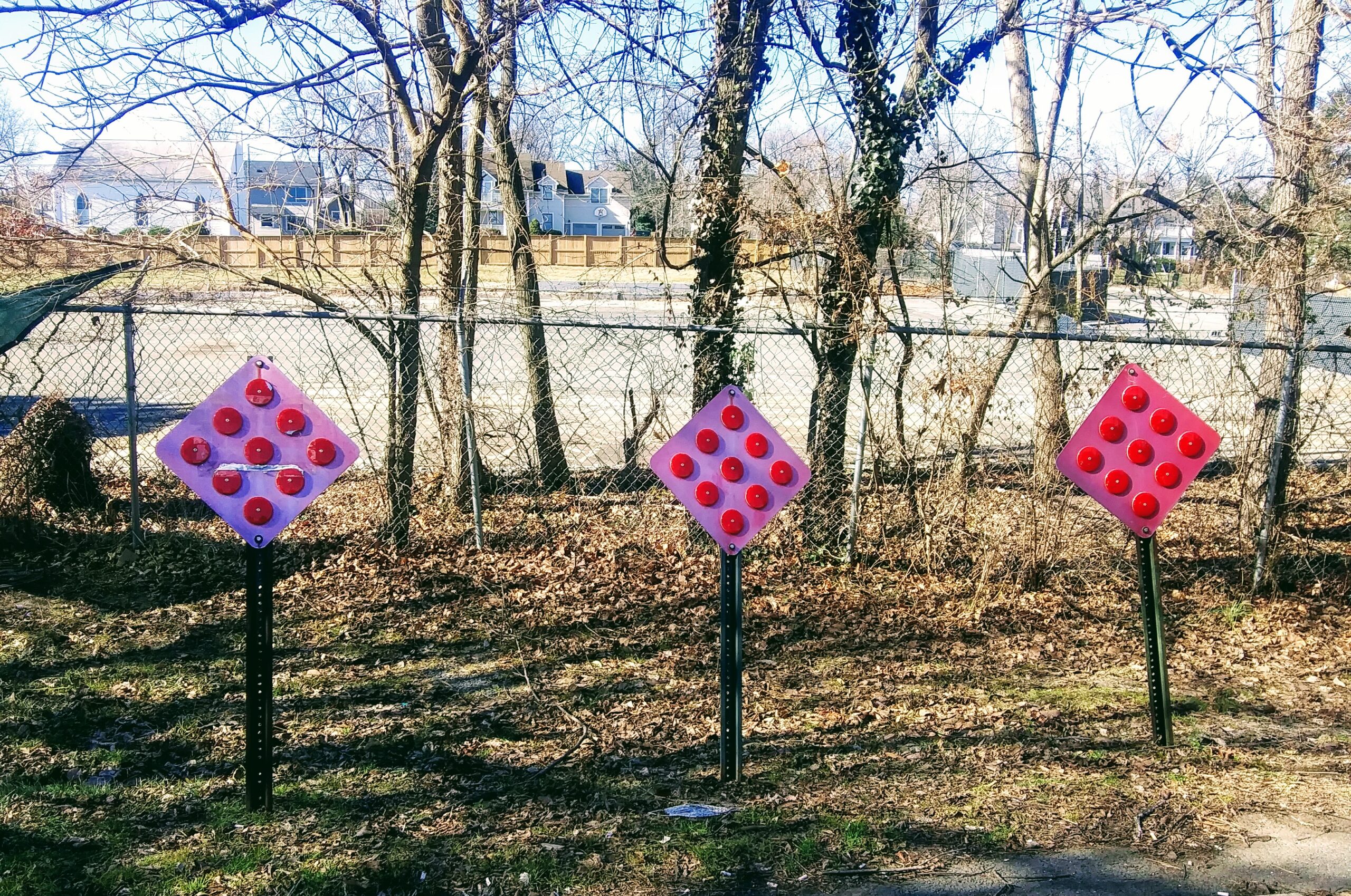 Traffic Sign with Read Reflectors