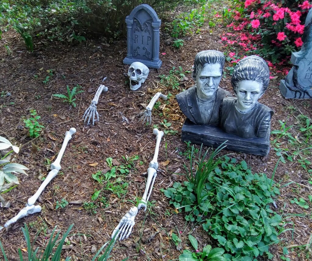 Halloween Lawn Decorations