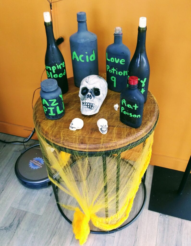 Halloween Decorating Contest