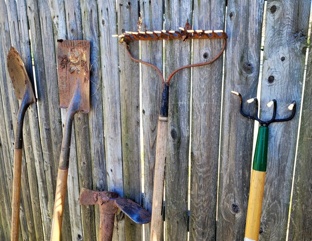 Winter Garden Tools