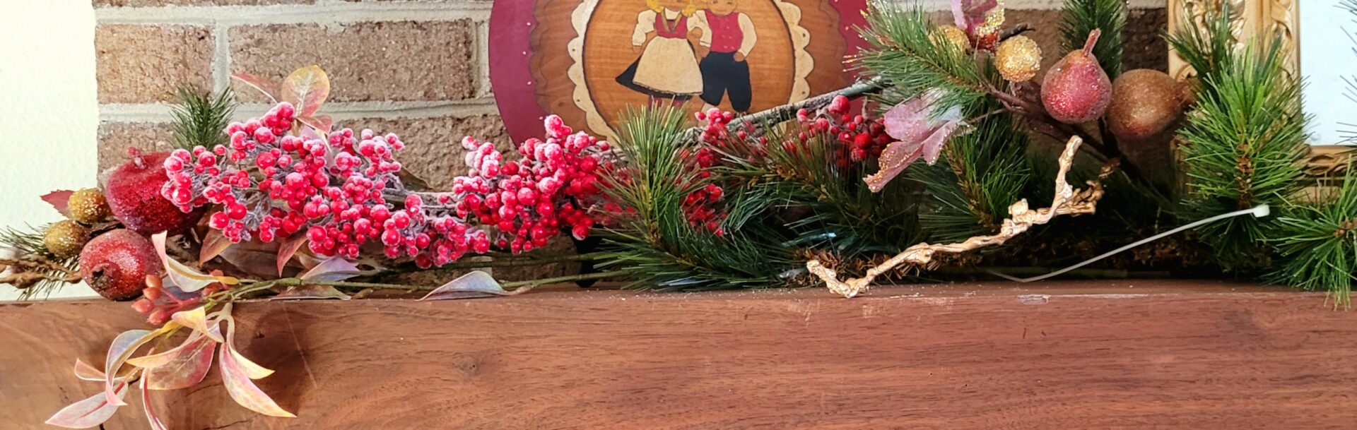 Holiday Mantel, 2025